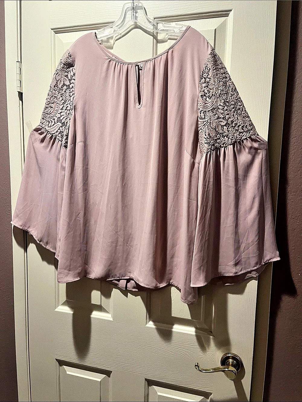 Chelsea 28 Lace Sleeve Blouse in Pink Size XXL  Like New